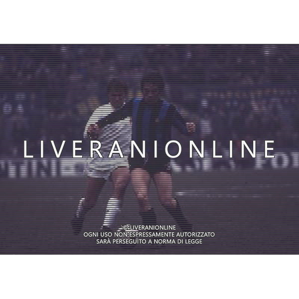 RETROSPETTIVA ROBERTO BONINSEGNA CALCIATORE NELLA FOTO ROBERTO BONINSEGNA CON LA MAGLIA DELL\'INTER AG ALDO LIVERANI SAS
