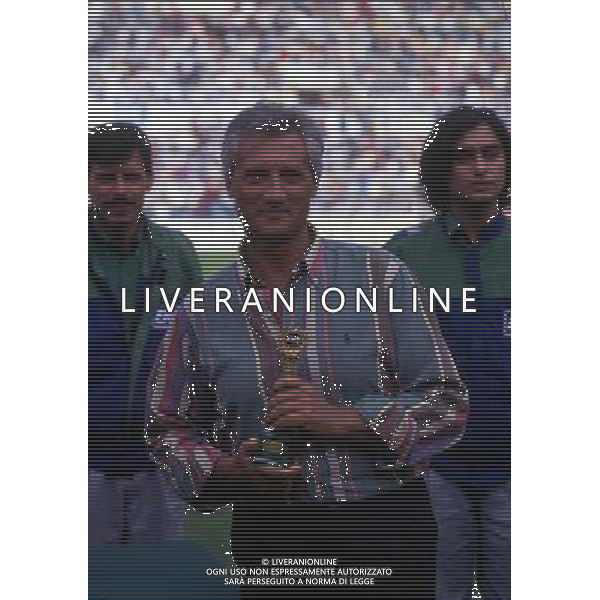 RETROSPETTIVA SERGIO CRAGNOTTI INDUSTRIALE E PRESIDENTE DELLA LAZIO CALCIO NELLA FOTO SERGIO CRAGNOTTI PRESIDENTE LAZIO AG ALDO LIVERANI SAS