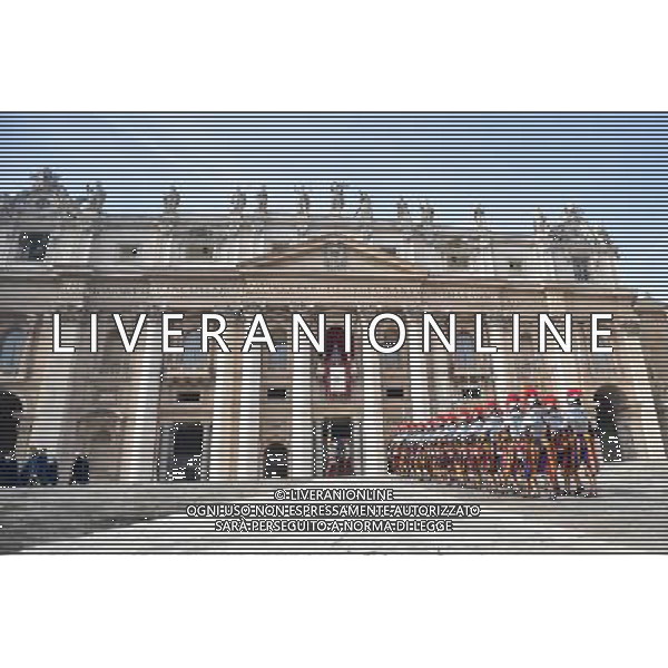 Messaggio natalizio e benedizione Urbi et Orbi - Citta\' del Vaticano - 25.12.2016 - Piazza San Pietro - nella foto: Guardie Svizzere / Ph. Corradetti-Ag. Aldo Liverani