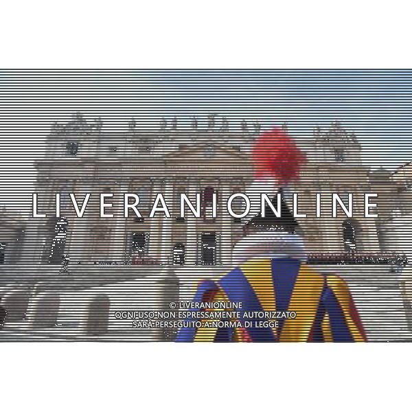Messaggio natalizio e benedizione Urbi et Orbi - Citta\' del Vaticano - 25.12.2016 - Piazza San Pietro - nella foto: La Basilica San Pietro / Ph. Corradetti-Ag. Aldo Liverani