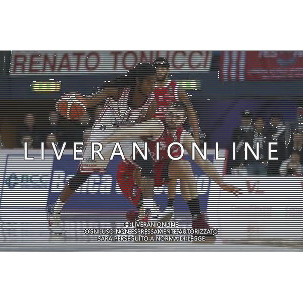 Consultinvest Pesaro vs The Flexx Pistoia 27/12/2016 nella foto: THORTON MARCUS E BOOTHE NATHAN ©CLAUDIO ZAMAGNI/AGENZIA ALDO LIVERANI S.A.S.