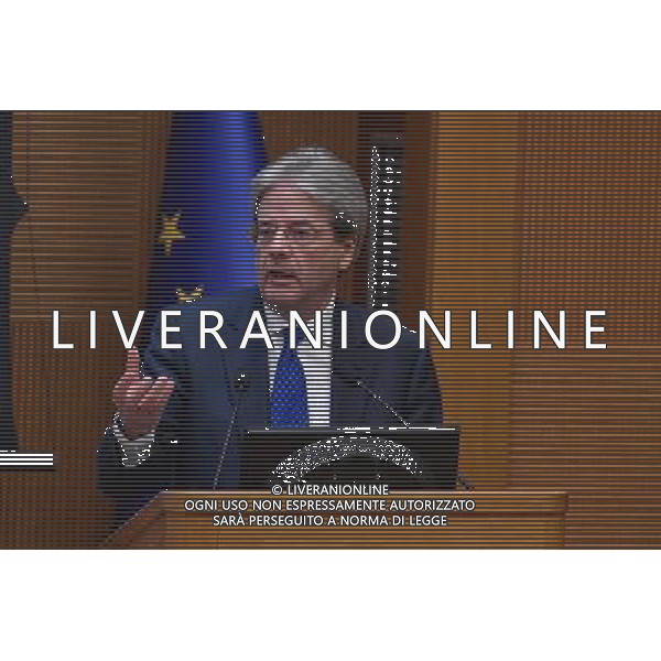 Conferenza stampa di fine anno del Presidente del Consiglio Paolo Gentiloni - Roma - 29.12.2016 - Aula dei Gruppi Parlamentari della Camera dei Deputati - nella foto: Paolo Gentiloni / Ph. Corradetti-Ag. Aldo Liverani