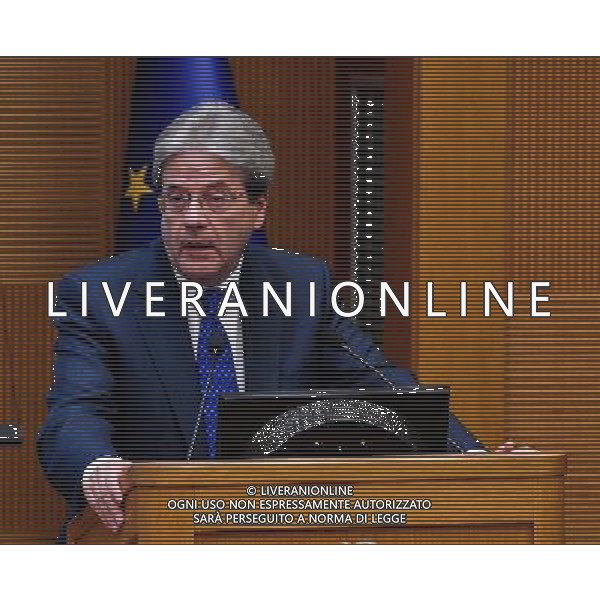 Conferenza stampa di fine anno del Presidente del Consiglio Paolo Gentiloni - Roma - 29.12.2016 - Aula dei Gruppi Parlamentari della Camera dei Deputati - nella foto: Paolo Gentiloni / Ph. Corradetti-Ag. Aldo Liverani