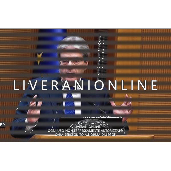 Conferenza stampa di fine anno del Presidente del Consiglio Paolo Gentiloni - Roma - 29.12.2016 - Aula dei Gruppi Parlamentari della Camera dei Deputati - nella foto: Paolo Gentiloni / Ph. Corradetti-Ag. Aldo Liverani