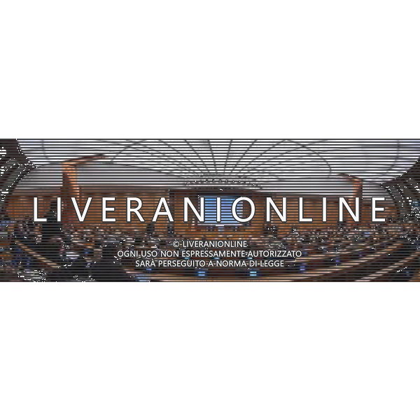 Conferenza stampa di fine anno del Presidente del Consiglio Paolo Gentiloni - Roma - 29.12.2016 - Aula dei Gruppi Parlamentari della Camera dei Deputati - nella foto: L\'aula dei Gruppi Parlamentari durante l\'intervento di Paolo Gentiloni / Ph. Corradetti-Ag. Aldo Liverani