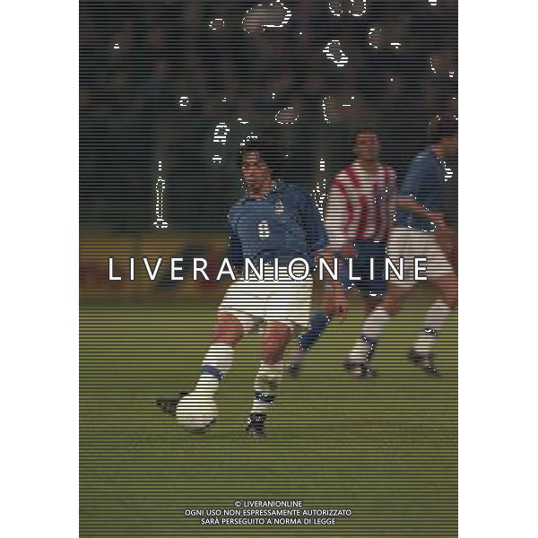 PARMA 22-04-1998 AMICHEVOLE INTERNAZIONALE ITALIA PARAGUAY NELLA FOTO DEMETRIO ALBERTINI AG ALDO LIVERANI SAS