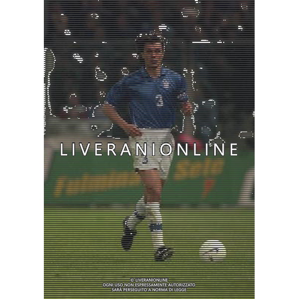 PARMA 22-04-1998 AMICHEVOLE INTERNAZIONALE ITALIA PARAGUAY NELLA FOTO PAOLO MALDINI AG ALDO LIVERANI SAS