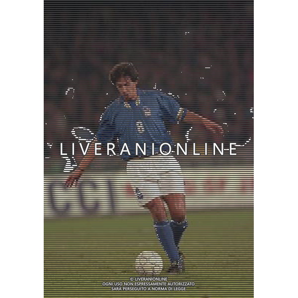 15-11-1997 NAPOLI QUALIFICAZIONI AI MONDIALI DI FRANCIA 1998 ITALIA RUSSIA NELLA FOTO DEMETRIO ALBERTINI AG ALDO LIVERANI SAS