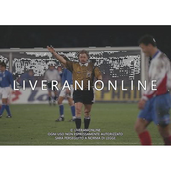 15-11-1997 NAPOLI QUALIFICAZIONI AI MONDIALI DI FRANCIA 1998 ITALIA RUSSIA NELLA FOTO ARBITRO Serge Muhmenthaler AG ALDO LIVERANI SAS