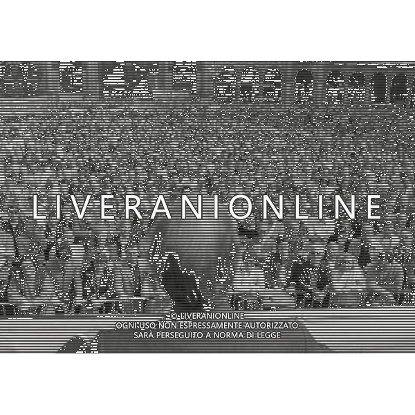 1983 MILANO-COMIZIO DI GIORGIO ALMIRANTE IN PIAZZA DUOMO AG ALDO LIVERANI SAS