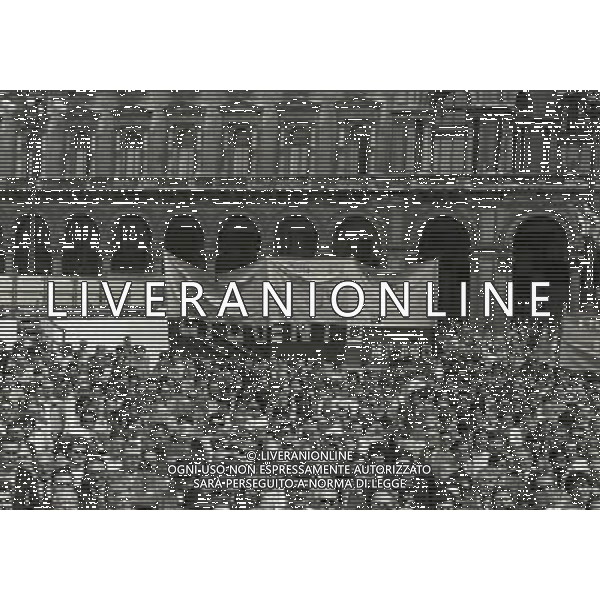 1983 MILANO-COMIZIO DI GIORGIO ALMIRANTE IN PIAZZA DUOMO AG ALDO LIVERANI SAS