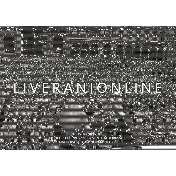 1983 MILANO-COMIZIO DI GIORGIO ALMIRANTE IN PIAZZA DUOMO AG ALDO LIVERANI SAS