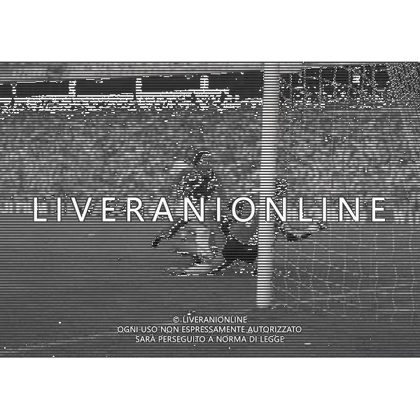 1982 MONDIALI DI CALCIO SPAGNA- ITALIA GERMANIA FINALE NELLA FOTO GOAL ANTONIO CABRINI AG ALDO LIVERANI SAS