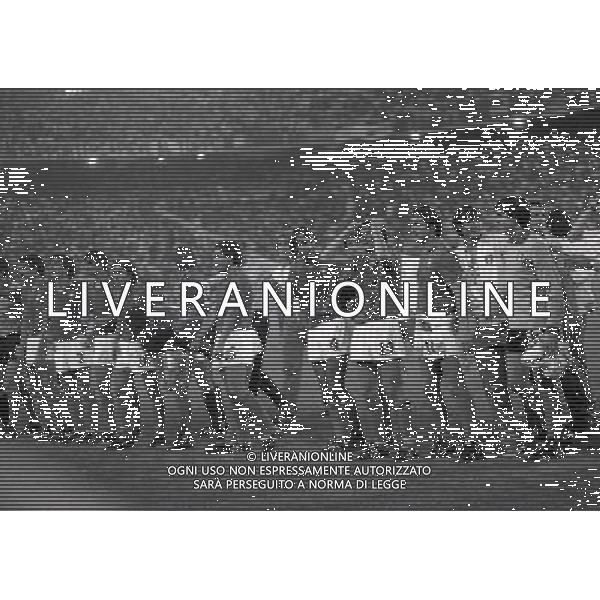 1982 MONDIALI DI CALCIO SPAGNA- ITALIA GERMANIA FINALE NELLA FOTO I GIOCATORI ITALIANI ESULTANO A FINE GARA AG ALDO LIVERANI SAS