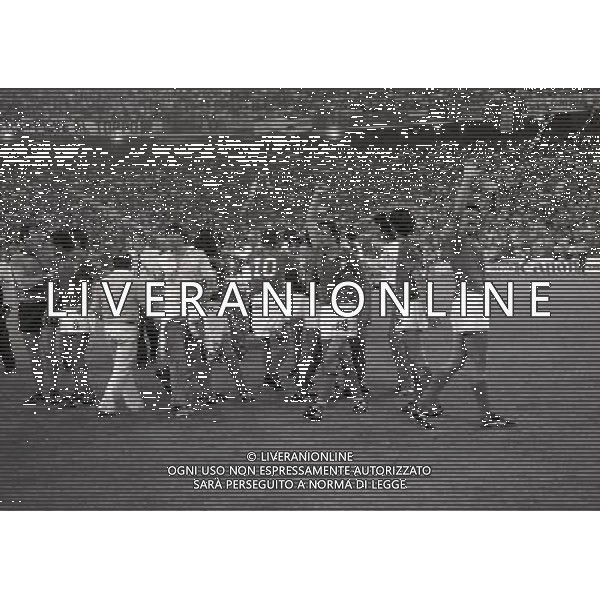 1982 MONDIALI DI CALCIO SPAGNA- ITALIA GERMANIA FINALE NELLA FOTO I GIOCATORI ITALIANI ESULTANO A FINE GARA AG ALDO LIVERANI SAS