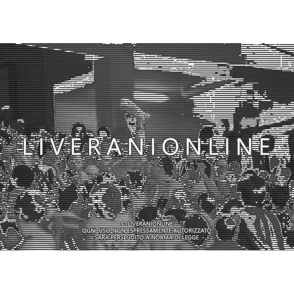 1982 MONDIALI DI CALCIO SPAGNA- ITALIA GERMANIA FINALE NELLA FOTO ZOFF DINO CON LA COPPA DEL MONDO AG ALDO LIVERANI SAS