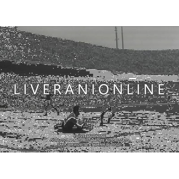 MILANO 13-11-1982 QUALIFICAZIONI MONDIALI SPAGNA 82 ITALIA 2-CECOSLOVACCHIA 2 NELLA FOTO PARATA DINO ZOFF AG ALDO LIVERANI SAS