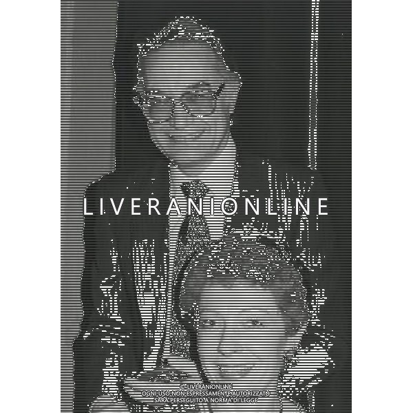 RETROSPETTIVA PIERO SCHLESINGER GIURISTA BANCHIERE E SAGGISTA ITALIANO NELLA FOTO PIERO SCHLESINGER CON LA MOGLIE CLAUDIA ARTONI AG ALDO LIVERANI SAS