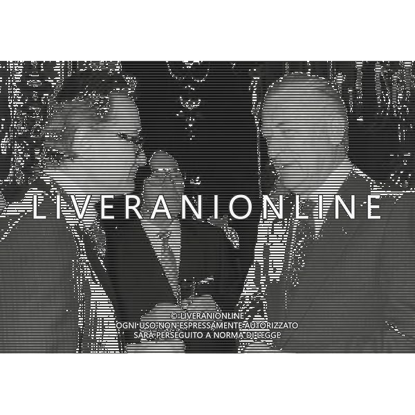 RETROSPETTIVA PIERO SCHLESINGER GIURISTA BANCHIERE E SAGGISTA ITALIANO NELLA FOTO PIERO SCHLESINGER CON IVANOE FRAIZZOLI PRESIDENTE INTER AG ALDO LIVERANI SAS