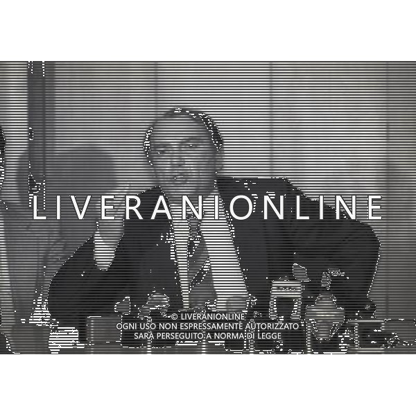 1995 MILANO CONFERENZA STAMPA DEL PRESIDENTE DELL\'INTER ERNESTO PELLEGRINI CHE HA CEDUTO LA SOCIETA INTER A MASSIMO MORATTI AG ALDO LIVERANI SAS