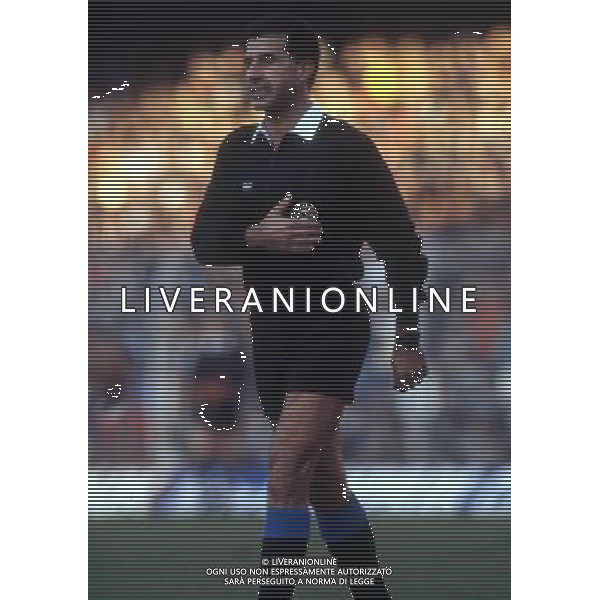 RETROSPETTIVA ROSARIO LO BELLO ARBITRO CALCIO NELLA FOTO ROSARIO LO BELLO AG ALDO LIVERANI SAS