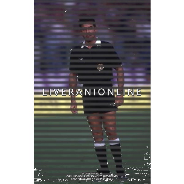 RETROSPETTIVA ROSARIO LO BELLO ARBITRO CALCIO NELLA FOTO ROSARIO LO BELLO AG ALDO LIVERANI SAS