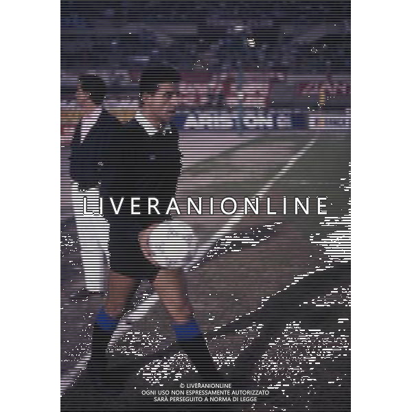 RETROSPETTIVA ROSARIO LO BELLO ARBITRO CALCIO NELLA FOTO ROSARIO LO BELLO AG ALDO LIVERANI SAS