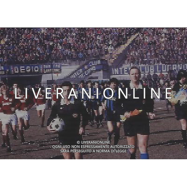 RETROSPETTIVA ROSARIO LO BELLO ARBITRO CALCIO NELLA FOTO ROSARIO LO BELLO AG ALDO LIVERANI SAS