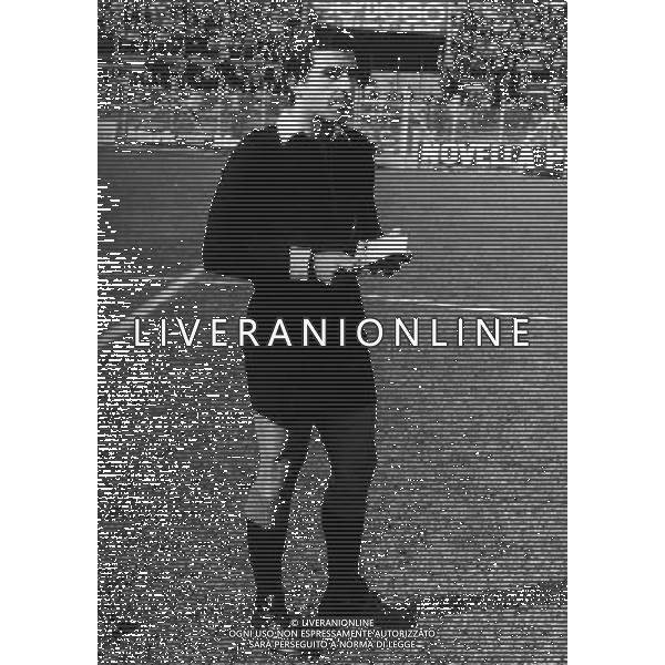 RETROSPETTIVA ROSARIO LO BELLO ARBITRO CALCIO NELLA FOTO ROSARIO LO BELLO AG ALDO LIVERANI SAS