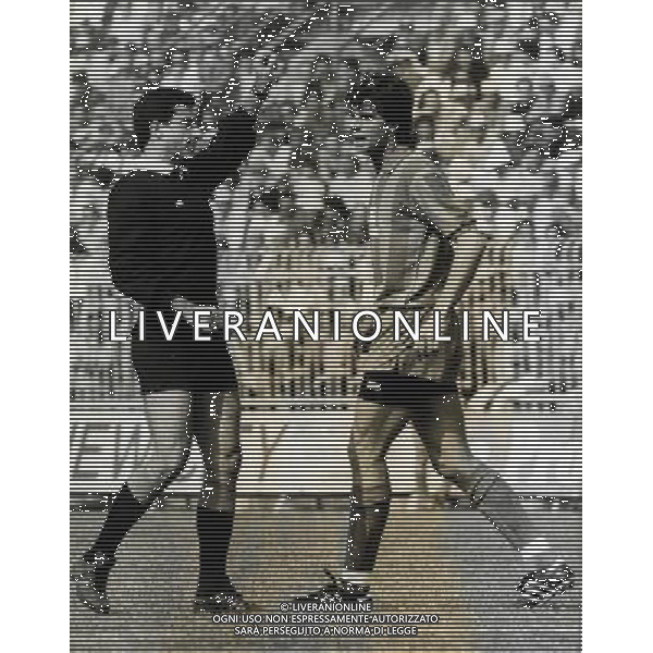 RETROSPETTIVA ROSARIO LO BELLO ARBITRO CALCIO NELLA FOTO ROSARIO LO BELLO AG ALDO LIVERANI SAS
