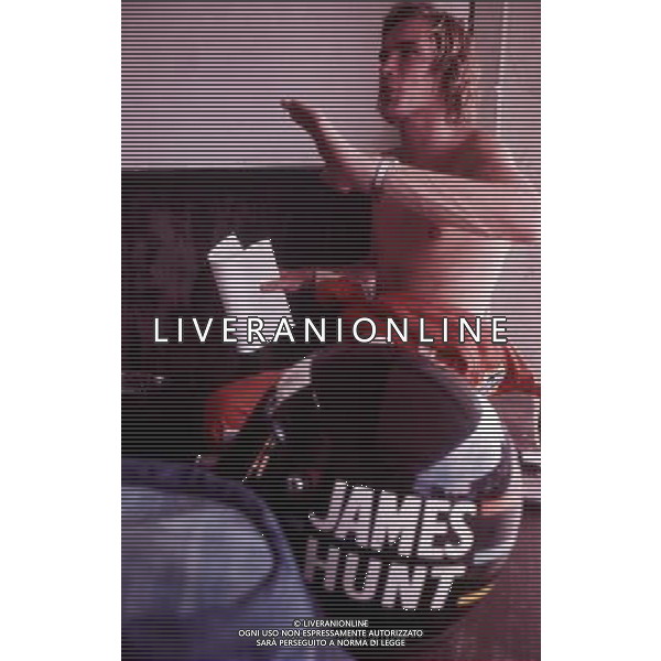 RETROSPETTIVA JAMES HUNT PILOTA F1 NELLA FOTO JAMES HUNT AG ALDO LIVERANI SAS