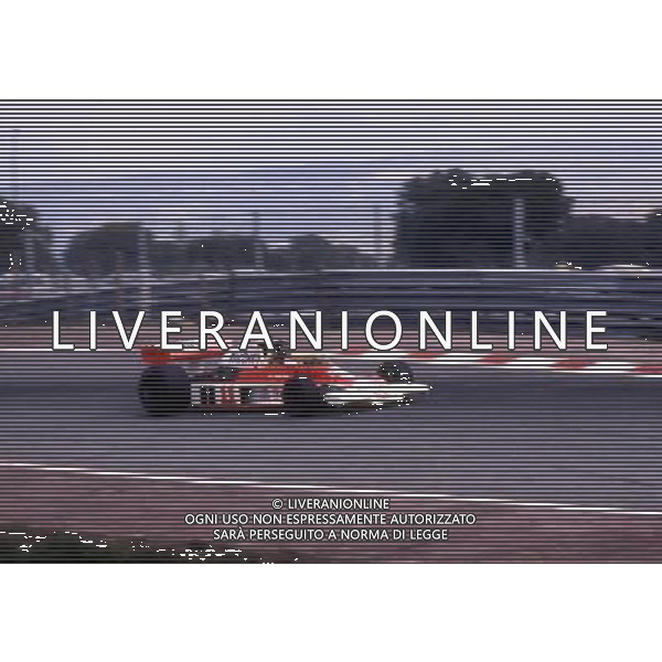 RETROSPETTIVA JAMES HUNT PILOTA F1 NELLA FOTO JAMES HUNT AG ALDO LIVERANI SAS