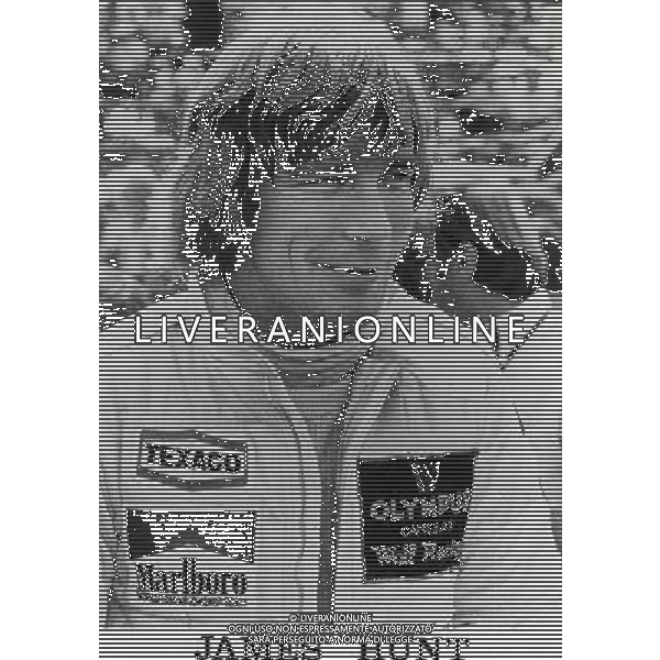 RETROSPETTIVA JAMES HUNT PILOTA F1 NELLA FOTO JAMES HUNT AG ALDO LIVERANI SAS