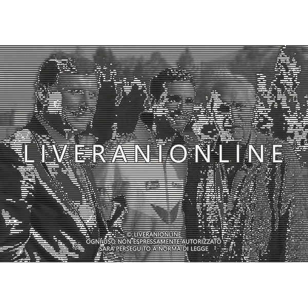 1996 RETROSPETTIVA GENNARO DI NAPOLI ATLETA NELLA FOTO GENNARO DI NAPOLI CON IL GENERALE GOLA E OTTAVIO MISSONI AG ALDO LIVERANI SAS