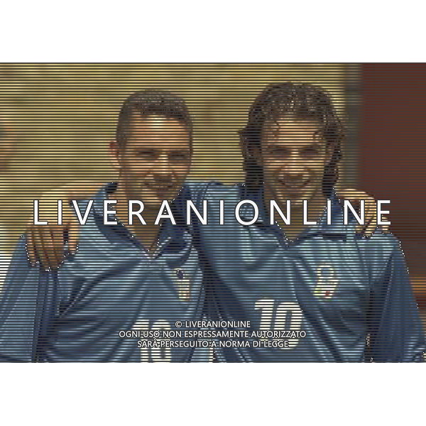 COVERCIANO 30-05-1998 RITIRO NAZIONALE ITALIANA PREPARAZIONE AI MONDIALI DI FRANCIA 1998 NELLA FOTO ROBERTO BAGGIO E ALESSANDRO DEL PIERO AG ALDO LIVERANI SAS