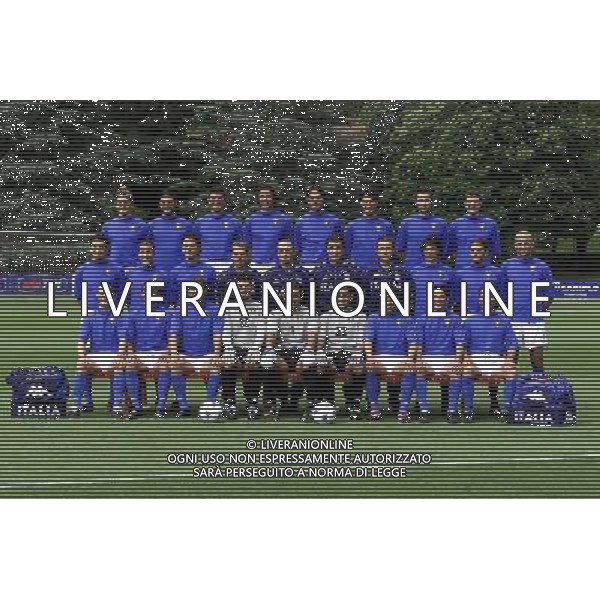 Coverciano 27/05/2000 Nazionale ITALIA calcio 2000 Nella foto: La formazione dell\' ITALIA Ph.A. LIVERANI