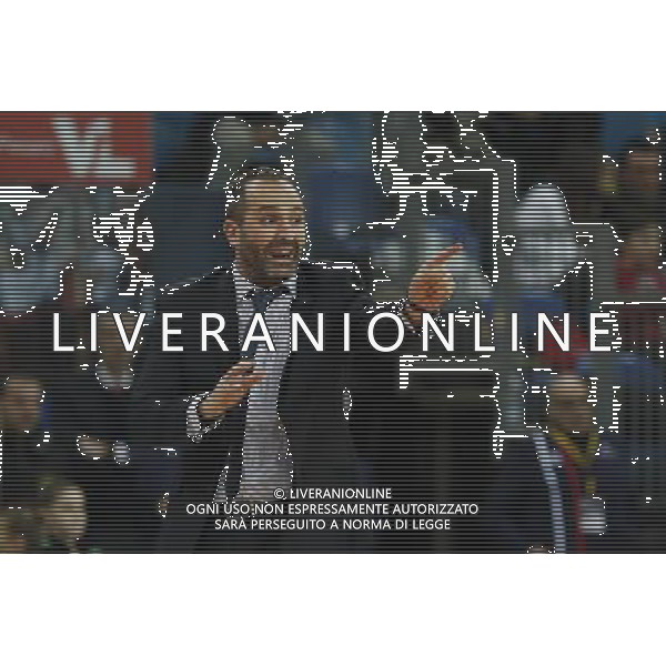Consultinvest Pesaro vs Betaland Capo d\'Orlando 08/01/2017 nella foto: IL COACH DI CARLO GENNARO Â©CLAUDIO ZAMAGNI/AGENZIA ALDO LIVERANI S.A.S. / AGENZIA ALDO LIVERANI SAS - Consultinvest Pesaro vs Betaland Capo d\'Orlando LegaBasket Serie A 08 gennaio 2017