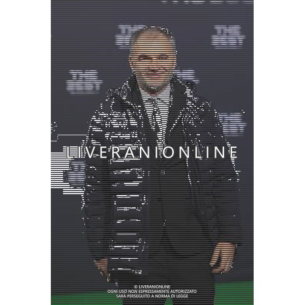 firo : Fuï¬‚ball,Fussball : 09.01.2017 The Best FIFA Football Awards 2016 Weltfussballerwahl 2016, The Best, Stephane Chapuisat $worldrightsEs gelten unsere AGB, einsehbar auf www.firosportphoto.de copyright by firo sportphoto: Coesfelder Str. 207 D- 48249 DÂ¸lmen www.firosportphoto.de mail@firosportphoto.de (V o l k s b a n k B o c h u m - W i t t e n ) IBAN DE68 4306 0129 0341 1171 00 Tel: +49-2594 - 9916004 Fax: +49-2594 - 9916005 / AGENZIA ALDO LIVERANI SAS - ITALY ONLY EDITORIAL USE ONLY 