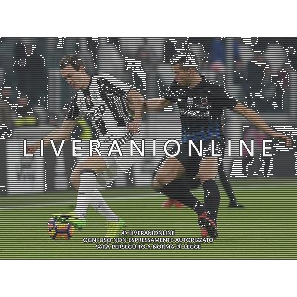 Coppa Italia TIM Cup 2016/2017 Quinto Turno Torino - 11.01.2017 Juventus-Atalanta Nella Foto:lichtsteiner e freuler /Ph.Vitez-Ag. Aldo Liverani