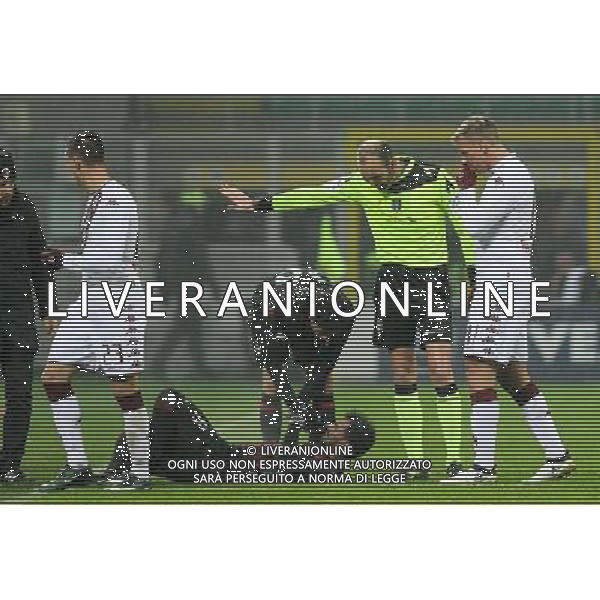 Coppa Italia TIM Cup 2016/2017 Quinto Turno Milano - 12.01.2017 Milan-Torino Nella Foto:barreca espulsione - russo arbitro /Ph.Vitez-Ag. Aldo Liverani