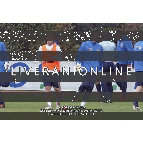 COVERCIANO 25/03/2005 ALLENAMENTO DELLA NAZIONALE NELLA FOTO: CASSANO ANTONIO E BUFFON GIANLUIGI FOTO GIANNI NUCCI/AG. ALDO LIVERANI