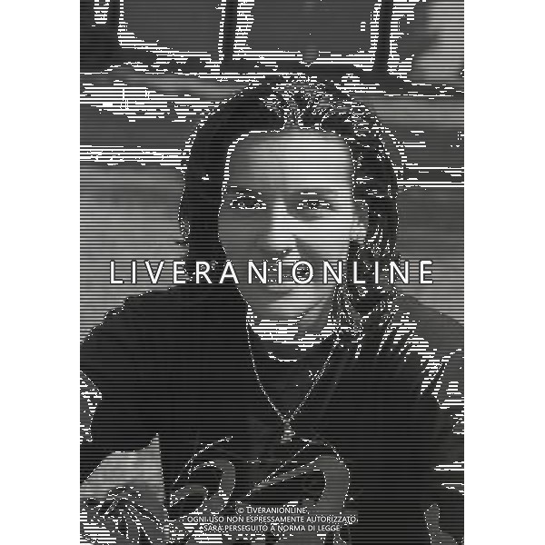 RETROSPETTIVA ANTONELLA BEVILACQUA SALTO IN ALTO NELLA FOTO ANTONELLA BEVILACQUA AG ALDO LIVERANI SAS