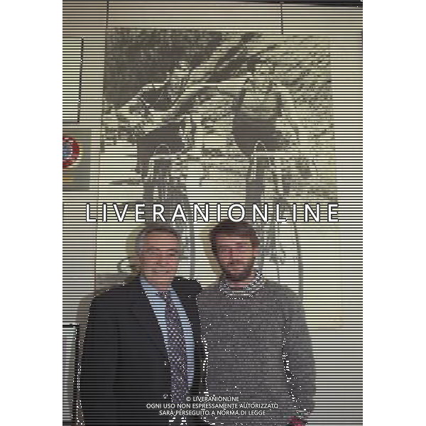 MILANO VISITA DI GIOBVANNI SOLDINI ALLA REDAZIONE DELLA GAZZETTA DELLO SPORT IN VIA SOLFERINO NELLA FOTO GIOVANNI SOLDINI CON CANDIDO CANNAVO AG ALDO LIVERANI SAS