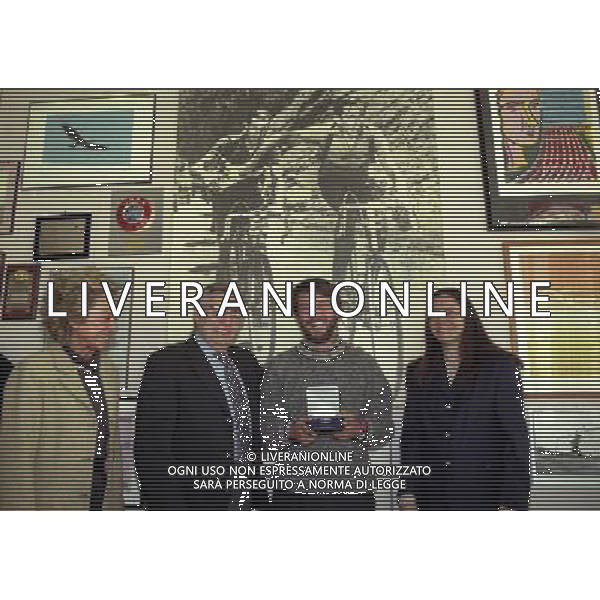 MILANO VISITA DI GIOBVANNI SOLDINI ALLA REDAZIONE DELLA GAZZETTA DELLO SPORT IN VIA SOLFERINO NELLA FOTO GIOVANNI SOLDINI CON CANDIDO CANNAVO E LA CONTESSA ALBERTA BONACOSSA AG ALDO LIVERANI SAS