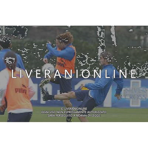 COVERCIANO 25/03/2005 ALLENAMENTO DELLA NAZIONALE NELLA FOTO: TOTTI FRANCESCO E BLASI MANUEL FOTO GIANNI NUCCI/AG. ALDO LIVERANI