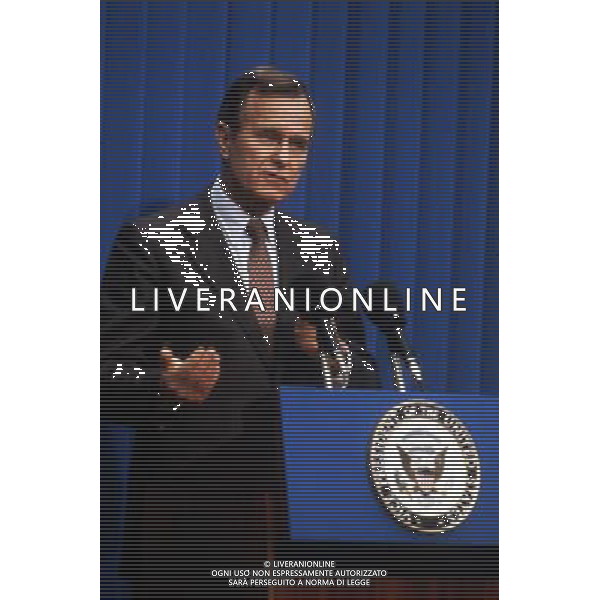 George Herbert Walker Bush Senior, politico statunitense, 41mo Presidente degli Stati Uniti d\'America dal 1989 al 1993 - Retrospettiva nella foto nel 1983 ©ARCHIVIO / AGENZIA ALDO LIVERANI SAS - ITALY ONLY EDITORIAL USE ONLY