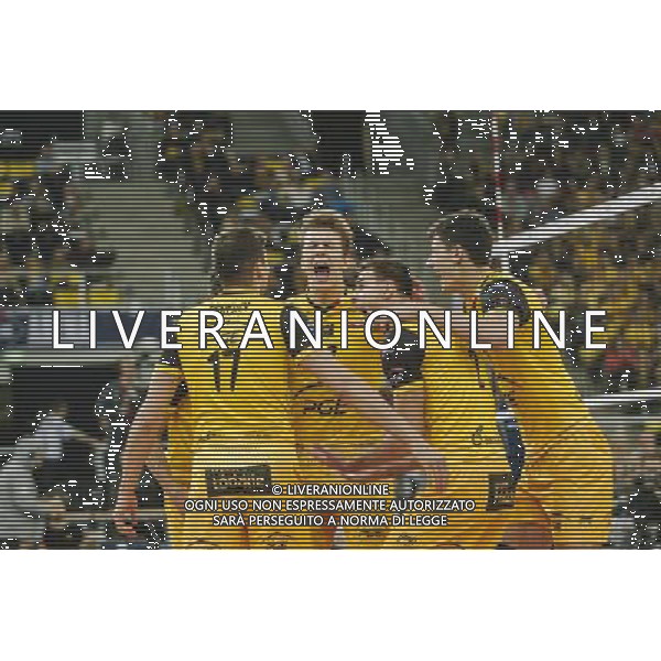20.12.2016 LODZ , ATLAS ARENA , 2017 CEV LIGA MISTRZOW SIATKOWKA MEZCZYZN ( 2017 CEV VOLLEYBALL CHAMPIONS LEAGUE MEN ) MECZ (GAME) PGE SKRA BELCHATOW - AZIMUT MODENA NZ NIKOLAY PENCZEV, ARTUR SZALPUK, MARIUSZ WLAZLY, SRECKO LISINAC RADOSC FOTO RADOSLAW JOZWIAK / CYFRASPORT / NEWSPIX.PL --- Newspix.pl / AGENZIA ALDO LIVERANI SAS - ITALY ONLY EDITORIAL USE ONLY