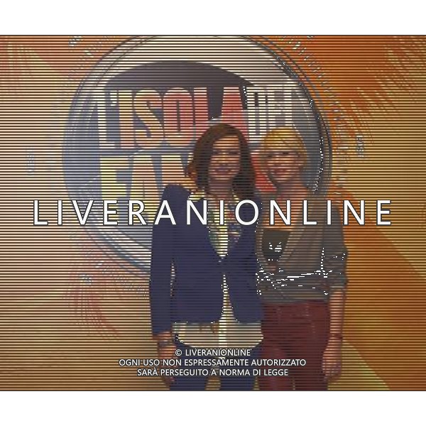 Milano ( M I) 26/01/2017 Conferenza stampa Isola dei Famosi Nella foto: Vladimir Luxuria e Alessia Marcuzzi PH Lauro Montagnini *** Local Caption *** 