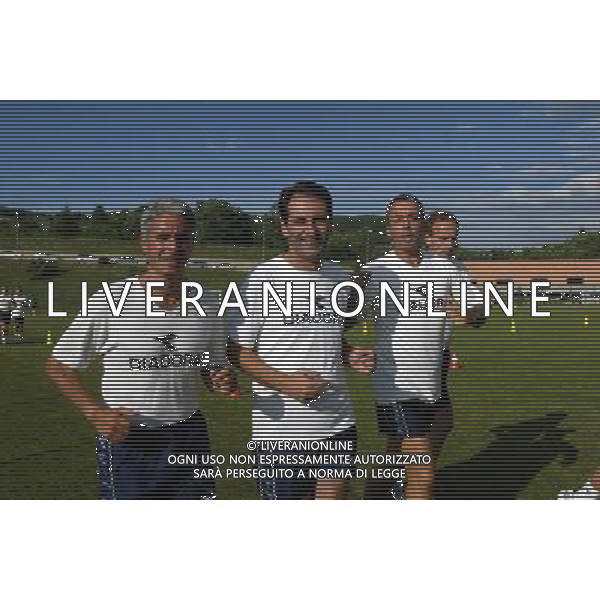 SPORTILIA 09-08-2002 RADUNO ARBITRI E GUARDALINEE NELLA FOTO AG ALDO LIVERANI SAS
