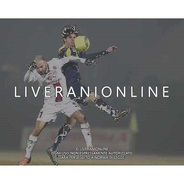 SANTARCANGELO - REGGIANA Campionato Lega Pro Girone B 29/01/2016 nella foto: CARLINI E PARAMATTI Â©CLAUDIO ZAMAGNI/AGENZIA ALDO LIVERANI S.A.S. / AGENZIA ALDO LIVERANI SAS - SANTARCANGELO - REGGIANA Campionato Lega Pro Girone B 29 gennaio 2017